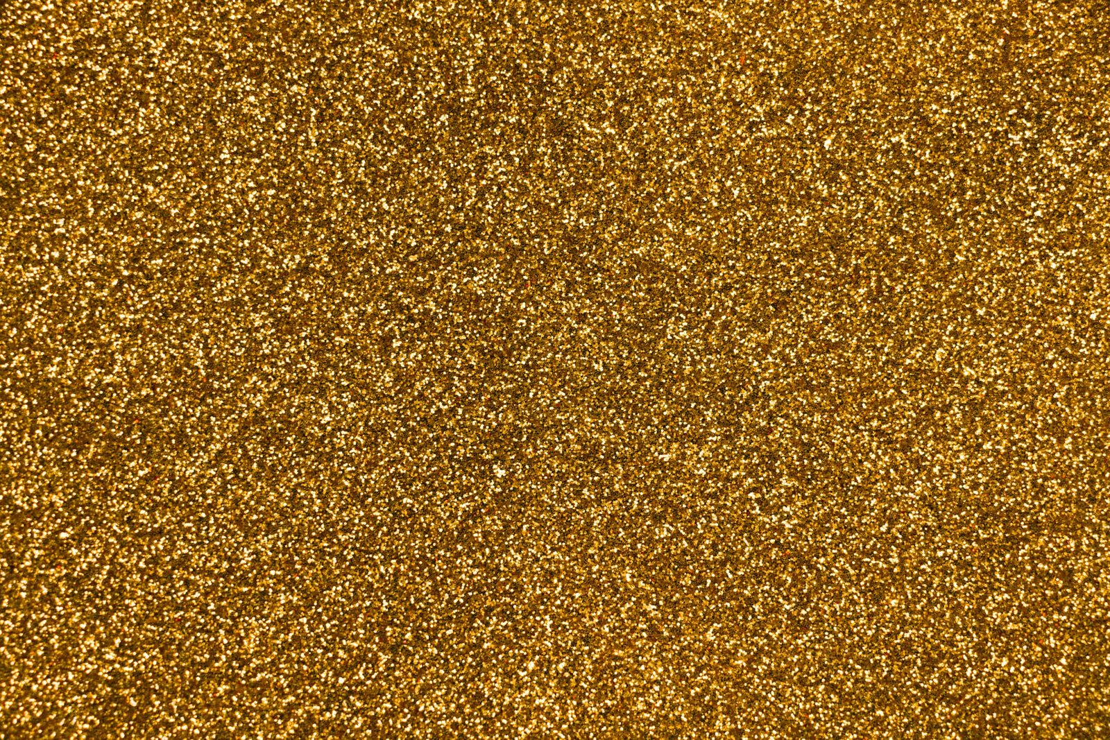 “The Fall of a Rock Star: Gary Glitter’s Shocking Downfall”